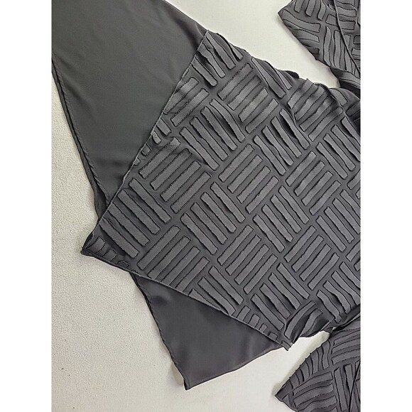 IC Connie K Black Asymmetrical Textured Chiffon Stripe Blouse Flutter Sleeve - S - Picture 3 of 10